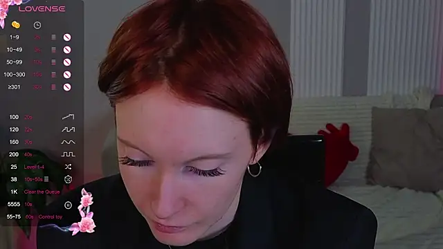 Snapshot of JoYung chatting on September 2025 04:13:02 AM JoYung online show from September 2025 04:13:02 AM