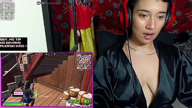 Snapshot of Robin_H00t chatting on March 2025 02:20:01 AM Robin H00t online show from March 2025 02:20:01 AM