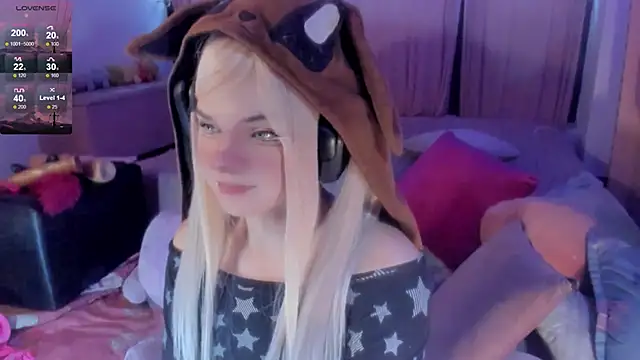 Snapshot of Angelica_Reborn chatting on November 2025 09:37:01 PM Angelica Reborn online show from November 2025 09:37:01 PM