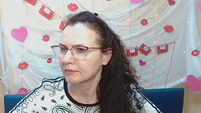 Snapshot of Miroslava_Happi chatting on March 2025 01:06:01 PM Miroslava Happi online show from March 2025 01:06:01 PM