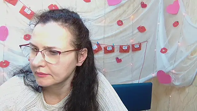 Snapshot of Miroslava_Happi chatting on March 2025 09:34:02 AM Miroslava Happi online show from March 2025 09:34:02 AM