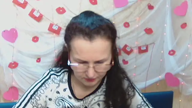 Snapshot of Miroslava_Happi chatting on March 2025 06:31:01 AM Miroslava Happi online show from March 2025 06:31:01 AM