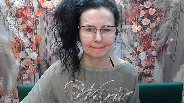 Miroslava Happi online show from March 2026 06:24:02 AM