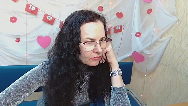 Snapshot of Miroslava_Happi chatting on February 2025 09:25:02 AM Miroslava Happi online show from February 2025 09:25:02 AM