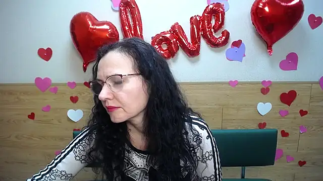 Snapshot of Miroslava_Happi chatting on March 2025 06:13:02 AM Miroslava Happi online show from March 2025 06:13:02 AM