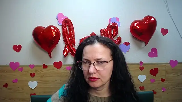 Snapshot of Miroslava_Happi chatting on March 2025 06:38:02 AM Miroslava Happi online show from March 2025 06:38:02 AM