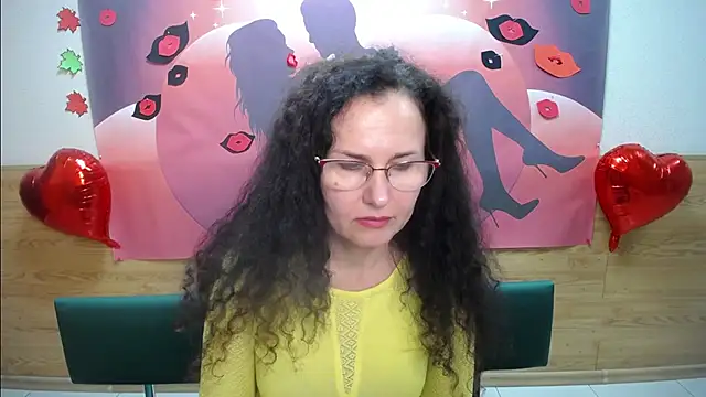 Snapshot of Miroslava_Happi chatting on October 2025 07:01:02 AM Miroslava Happi online show from October 2025 07:01:02 AM