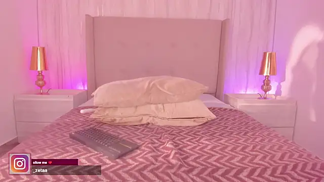 emmiily z online show from November 2025 08:09:02 PM