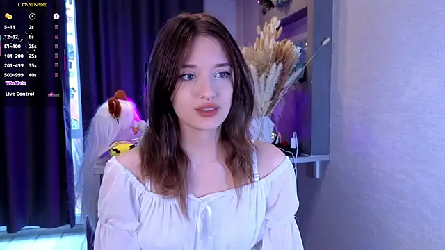 Hisoka akerley online show from June 2026 03:44:02 AM
