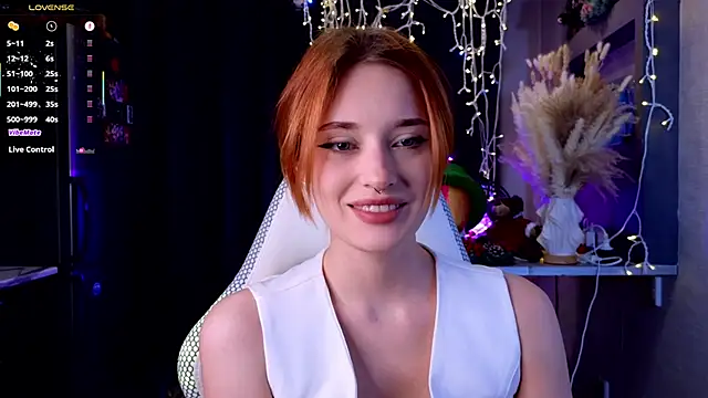 Hisoka akerley online show from April 2026 06:44:02 PM