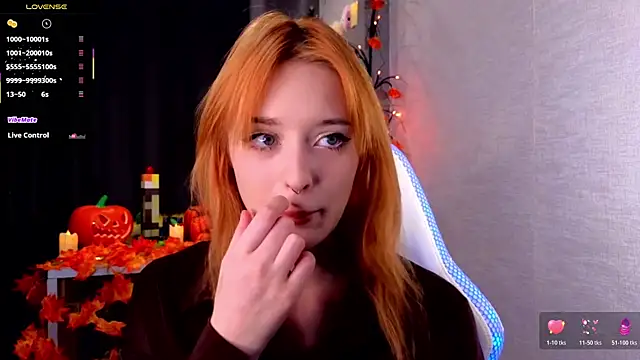 Hisoka akerley online show from October 2025 05:45:01 PM