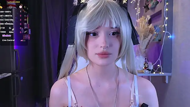 Hisoka akerley online show from May 2026 07:58:02 PM