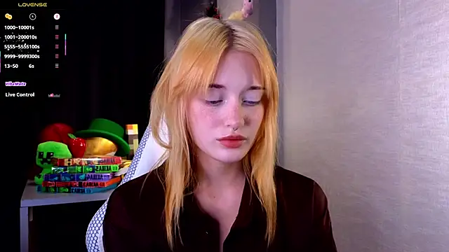 Hisoka akerley online show from September 2025 05:20:01 PM