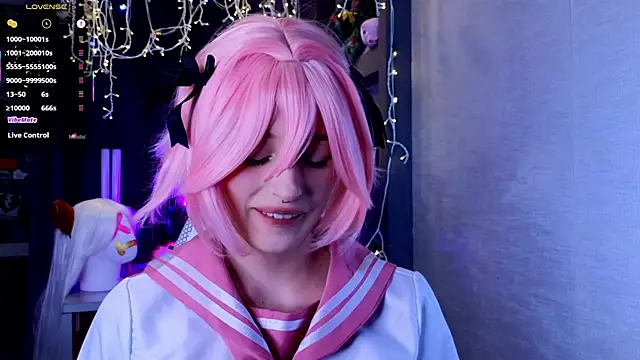 Hisoka akerley online show from May 2026 06:59:02 PM