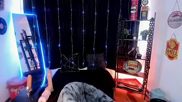 anuvyz miller  online show from November 2025 12:53:01 PM