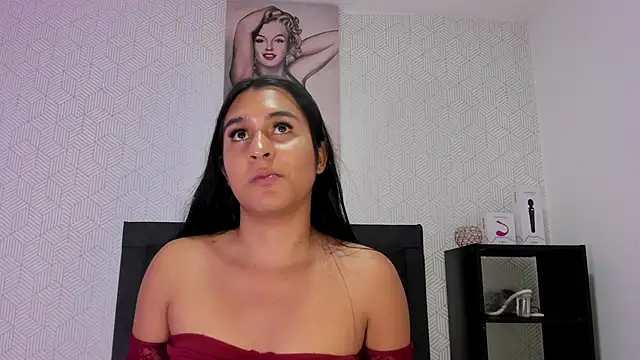 Selena fox7 online show from February 2026 03:40:02 AM