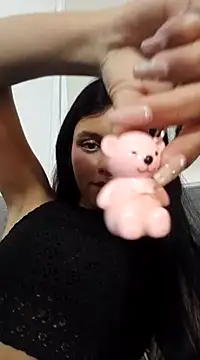 Snapshot of CHLOE_ISABELL chatting on March 2025 05:26:02 PM CHLOE ISABELL online show from March 2025 05:26:02 PM