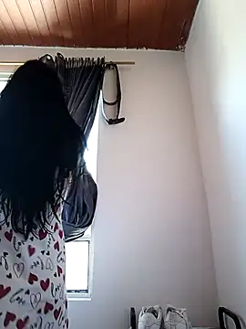 Snapshot of CHLOE_ISABELL chatting on September 2025 06:24:02 PM CHLOE ISABELL online show from September 2025 06:24:02 PM