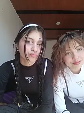 Snapshot of CHLOE_ISABELL chatting on February 2026 04:29:02 PM CHLOE ISABELL online show from February 2026 04:29:02 PM