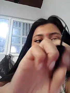 Snapshot of CHLOE_ISABELL chatting on September 2025 03:34:02 PM CHLOE ISABELL online show from September 2025 03:34:02 PM