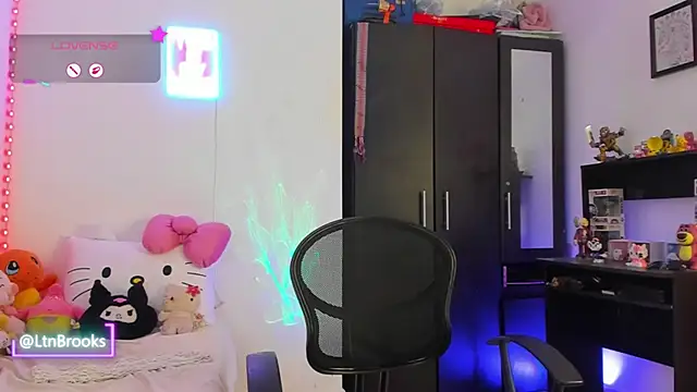 Snapshot of Annaa_Brooks chatting on November 2025 11:26:01 AM Annaa Brooks online show from November 2025 11:26:01 AM