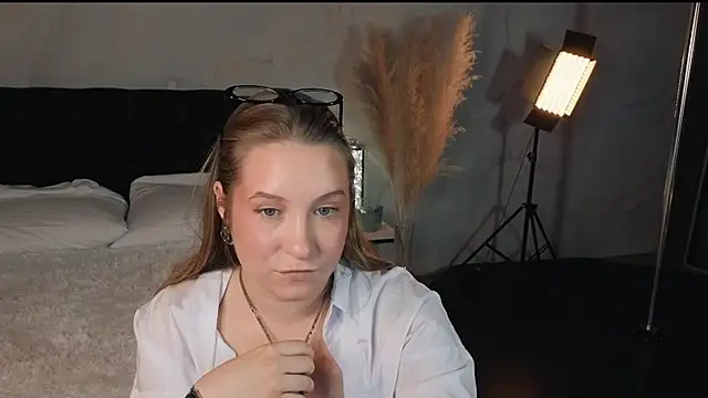 Saint Vicious online show from October 2025 08:31:01 PM