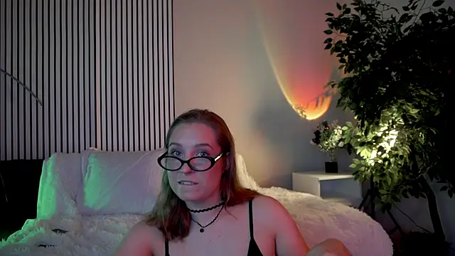 Saint Vicious online show from October 2025 08:43:01 PM