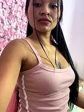 Snapshot of Lynda_Bonnie chatting on October 2025 11:22:02 AM Lynda Bonnie online show from October 2025 11:22:02 AM