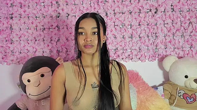 Lynda Bonnie online show from November 2025 04:34:01 PM