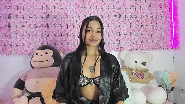 Lynda Bonnie online show from November 2025 01:25:01 PM