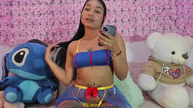 Lynda Bonnie online show from November 2025 07:14:02 PM