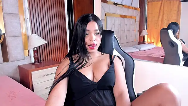  JuliSweet  online show from November 2025 12:52:02 PM