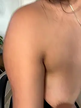  JuliSweet  online show from November 2025 12:49:02 PM