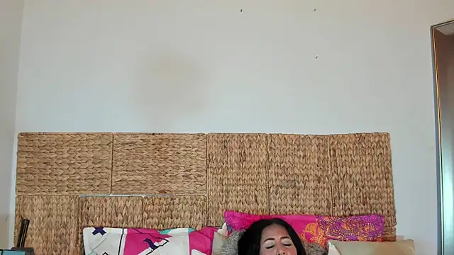 Jackiehmilf52 online show from March 2026 01:28:02 AM