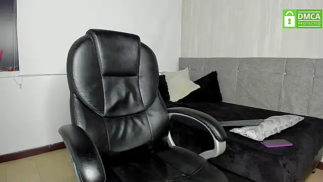 Luke Diaz7 online show from September 2025 04:46:01 AM