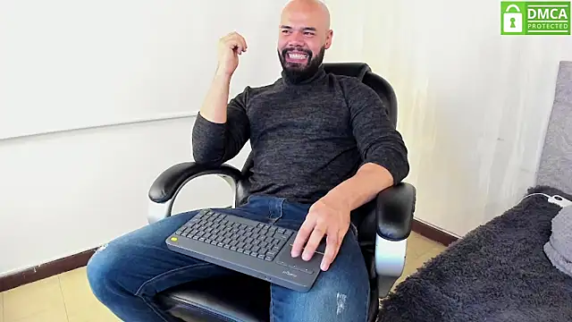 Luke Diaz7 online show from December 2025 07:10:02 AM