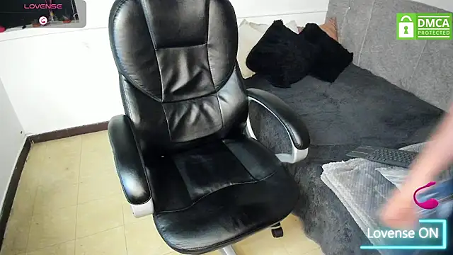 Luke Diaz7 online show from November 2025 11:58:01 PM