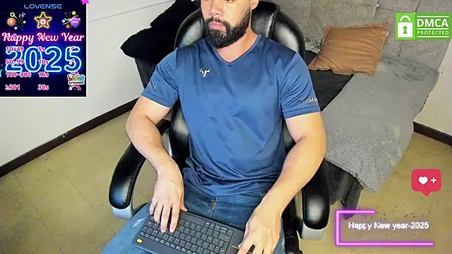 Luke Diaz7 online show from December 2025 02:06:01 AM