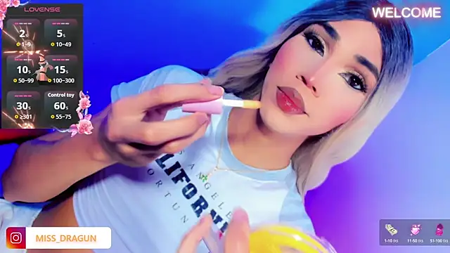 emelly horny  online show from October 2025 07:15:02 PM