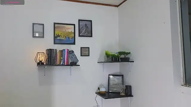 Snapshot of atenea_02_love chatting on May 2026 01:22:01 AM atenea 02 love online show from May 2026 01:22:01 AM