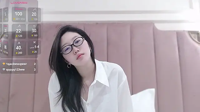 linlinnnnn online show from February 2025 03:23:01 AM