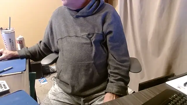 olderandwiser2 online show from April 2026 03:43:02 AM