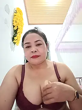 Baby-bigtits2024 online show from March 2025 01:06:01 PM