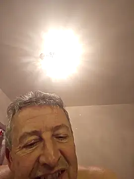Snapshot of mann4u147 chatting on March 2025 10:00:02 PM mann4u147 online show from March 2025 10:00:02 PM