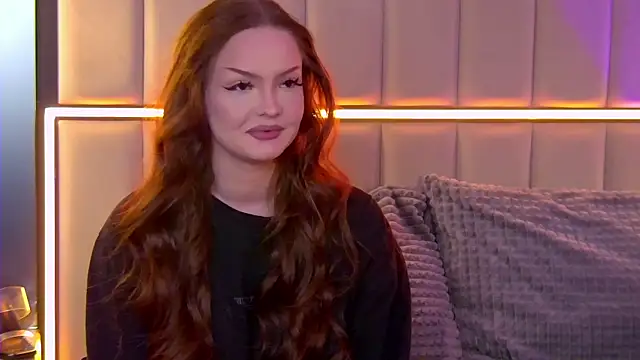 AlexaBright online show from November 2025 06:33:02 PM