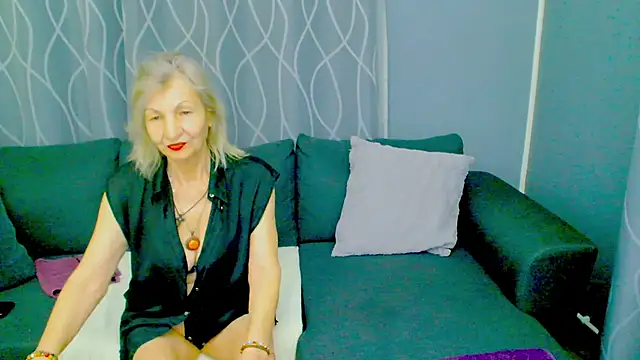 adeleadison online show from October 2025 08:50:02 PM