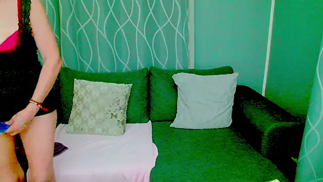 adeleadison online show from October 2025 07:01:02 PM