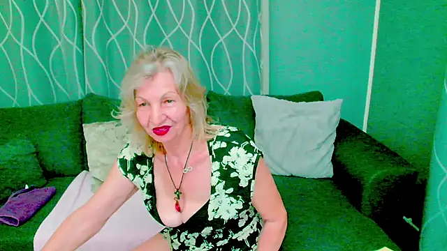adeleadison online show from October 2025 05:45:01 PM
