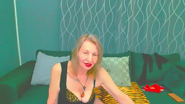 adeleadison online show from April 2026 05:25:01 AM