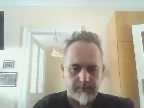 Szolga10 online show from April 2026 09:49:01 AM